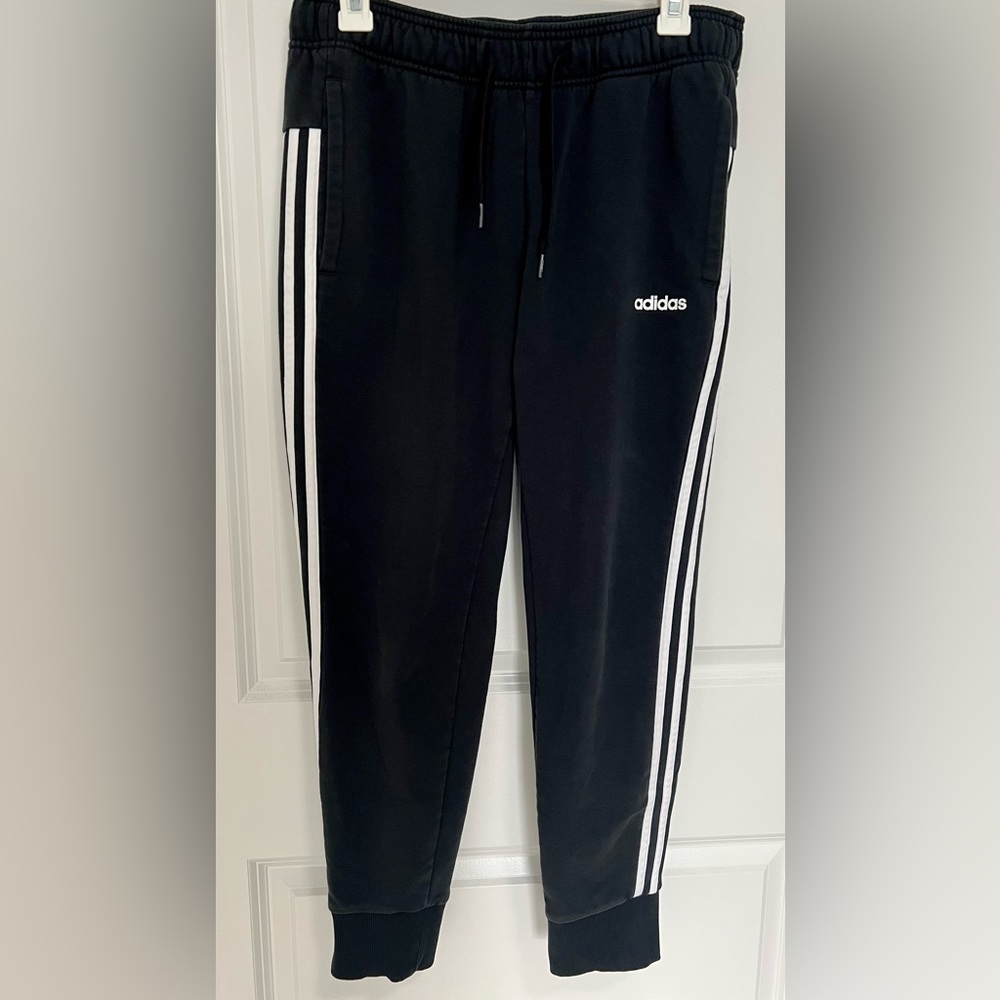 Adidas woman’s medium joggers